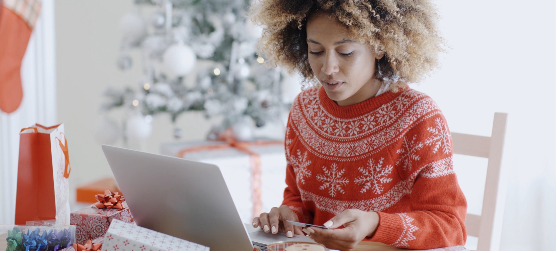 Woman holiday shopping online